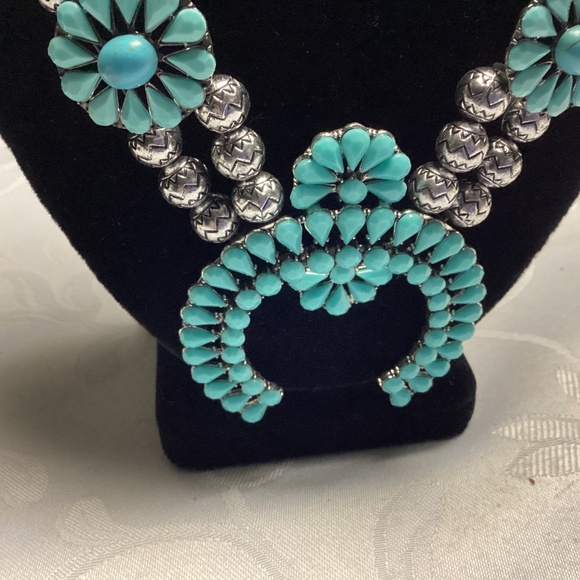 Eye Candy Los Angeles Womens squash, blossom, FAUX turquoise necklace - Picture 2 of 8